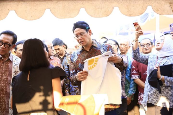 Menkeu Purbaya Sebut Bunga Pinjaman Ultra Mikro Jadi 8%